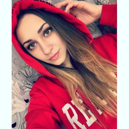    ,,
