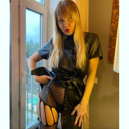   ����  ���   ��� �e�� ���e����